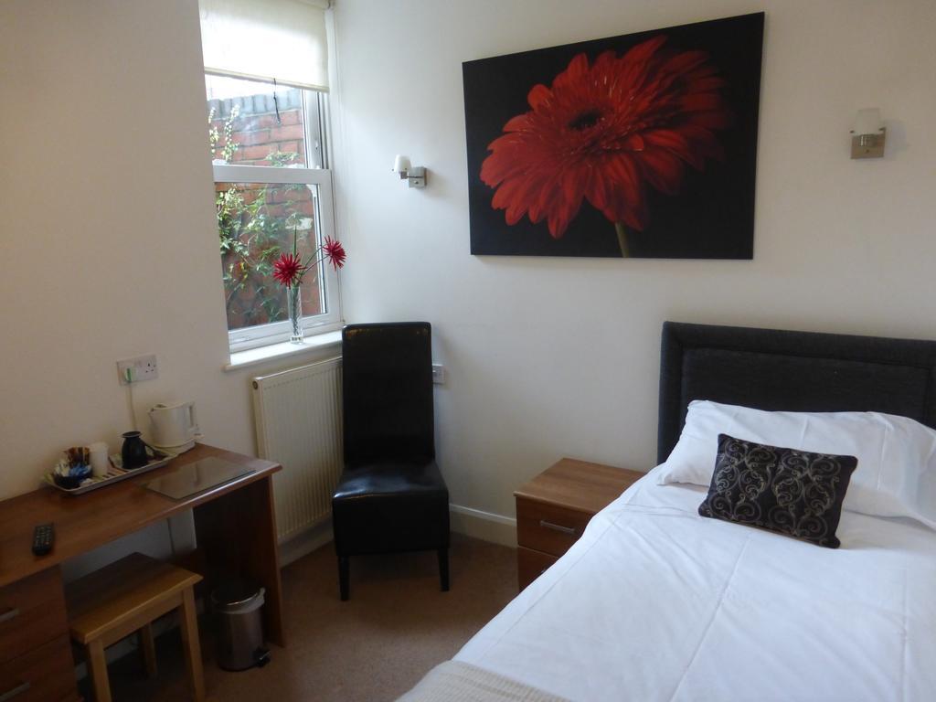 Marple Cottage Guest House London Room photo